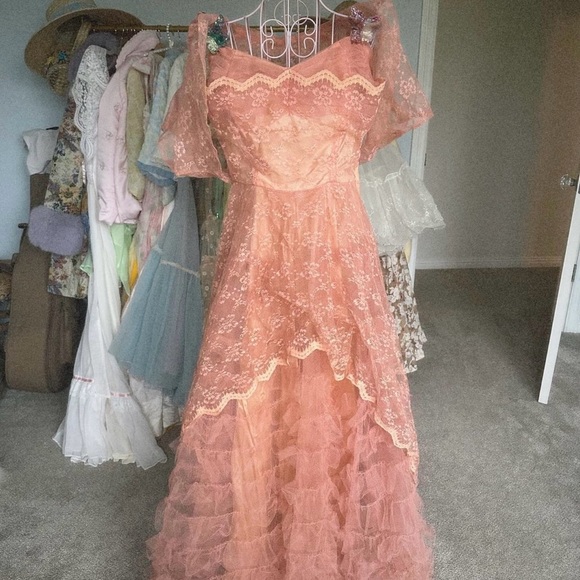 Vintage 1950s coral pink cupcake prom party dress gown with lace bolero. - Picture 2 of 5
